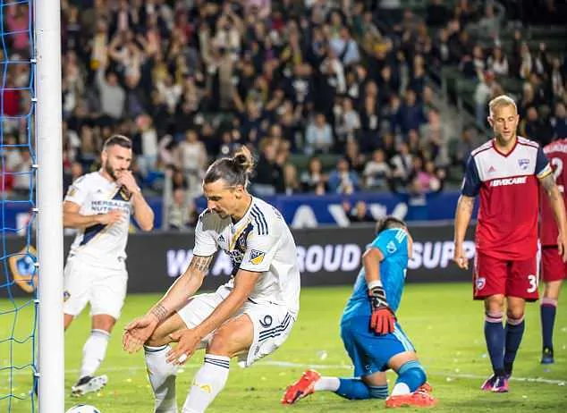 Ibrahimovic lập cú đúp, LA Galaxy vẫn bại trận - Bóng Đá