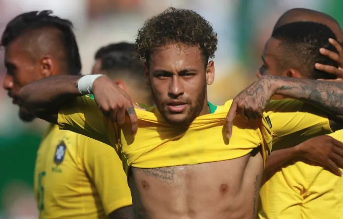 Neymar tự nhận mình không có giá 222 triệu euro - Bóng Đá