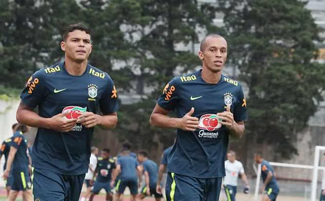 Con trai Neymar tới sân  - Bóng Đá