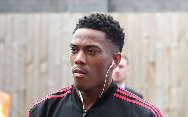 Martial ghi thêm 1 bàn, Man Utd mất thêm hơn 7 triệu bảng - Bóng Đá