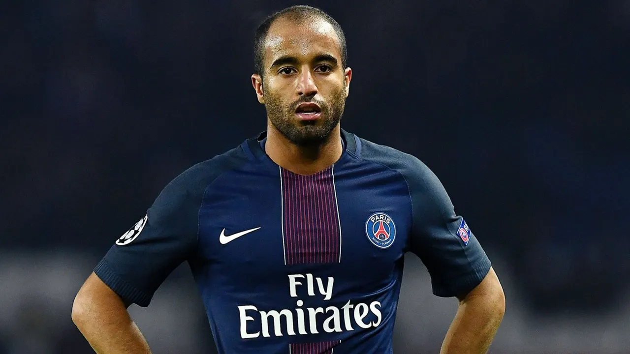 Lucas Moura có thứ mà Martial và Rashford không có - Bóng Đá