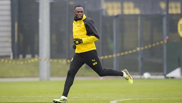 Usain Bolt có buổi tập cùng Dortmund vì giấc mơ bóng đá - Bóng Đá