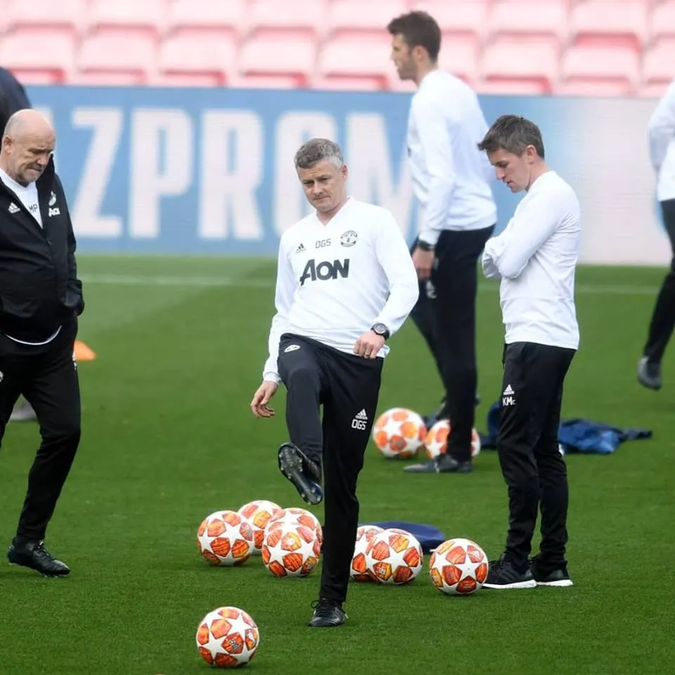 MU tập luyện ở Camp Nou - Bóng Đá