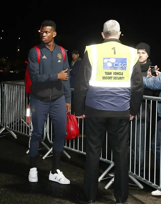 Man Utd tươi tắn đón tiếp PSG - Bóng Đá