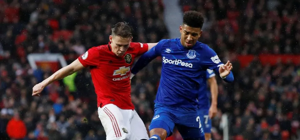 Man Utd fans hammer Scott McTominay after a disappointing display against Everton - Bóng Đá