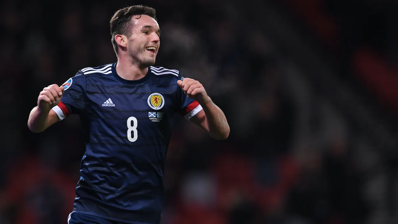 McGinn named 2019 Scotland Player of the Year - Bóng Đá