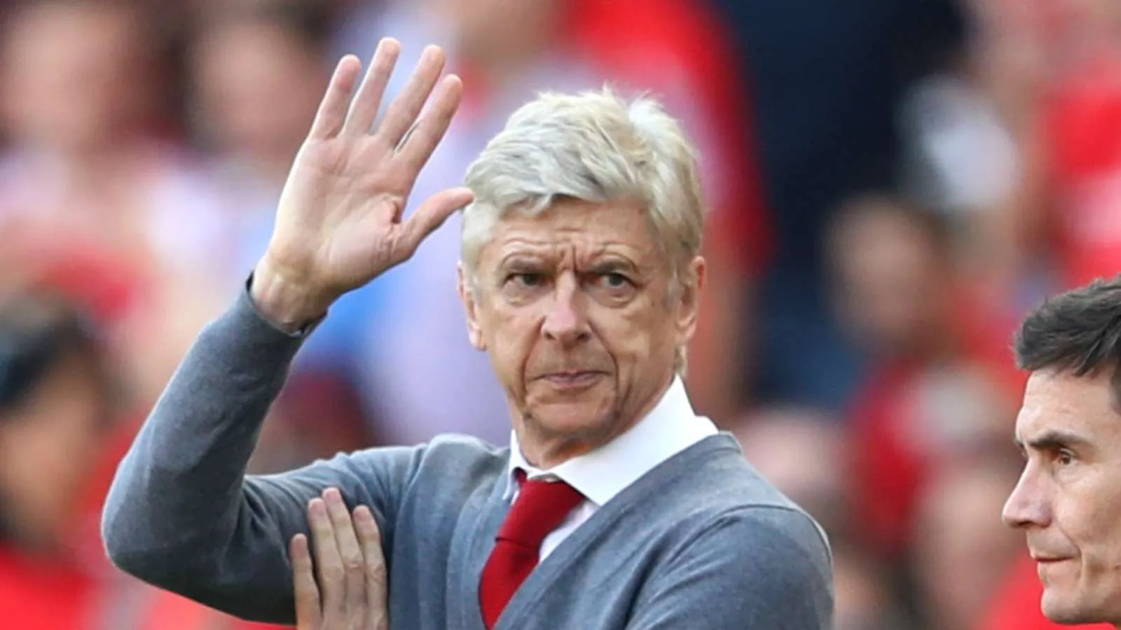 'Wenger should get a statue at the Emirates' - Keown and Parlour agree Arsenal legend should be honoured - Bóng Đá