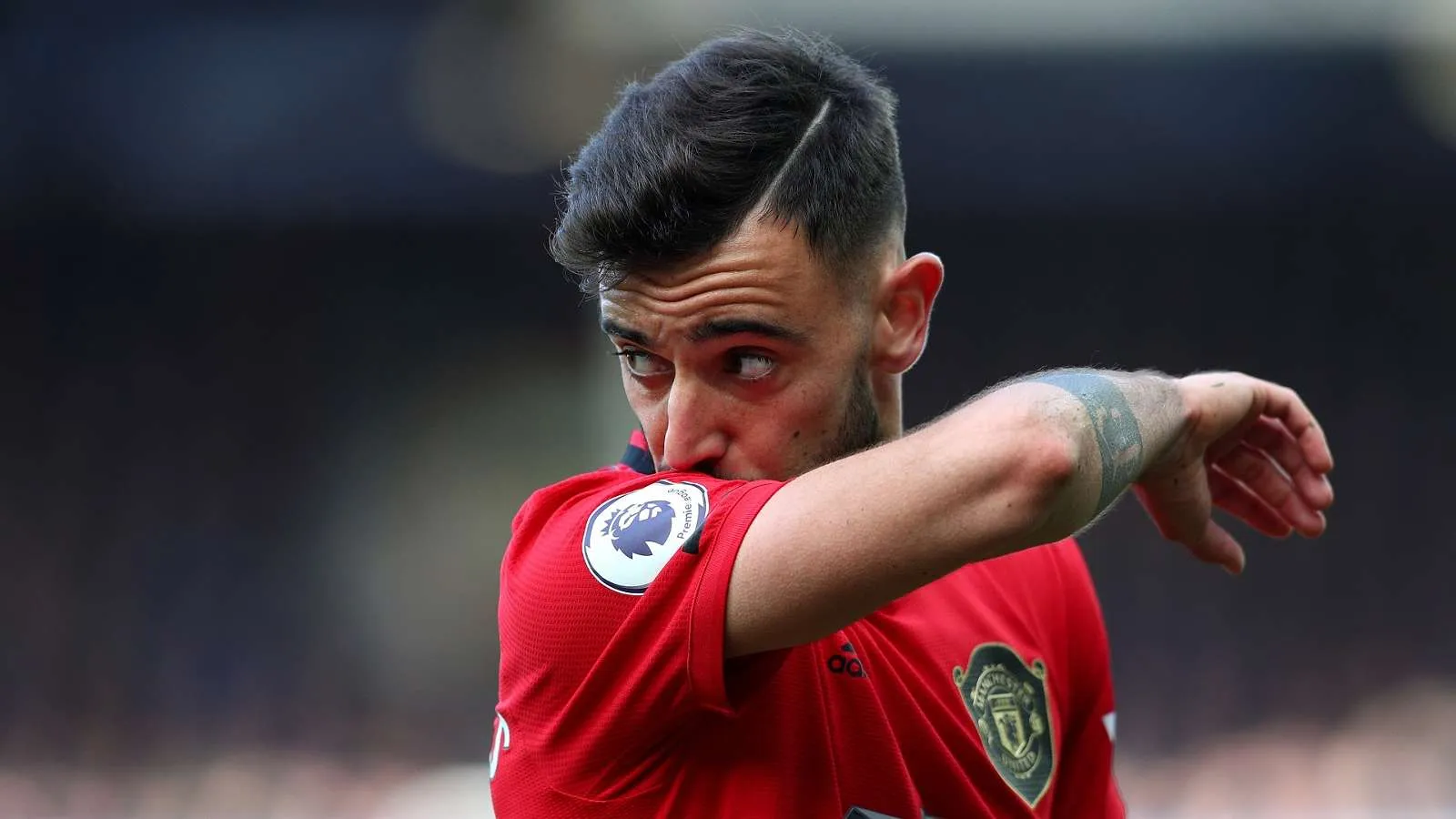 ‘Fernandes nowhere near Scholes & never will be’ – Man Utd legend Giles dismisses comparisons - Bóng Đá