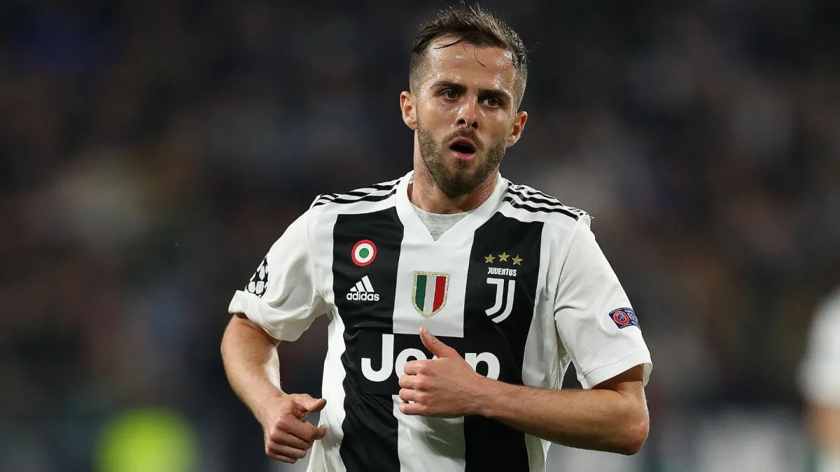 Cesar Delgado: Pjanic would be good for Barcelona and for Messi - Bóng Đá