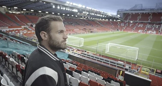 Manchester United star Juan Mata says it 'seems surreal' playing for the club  - Bóng Đá