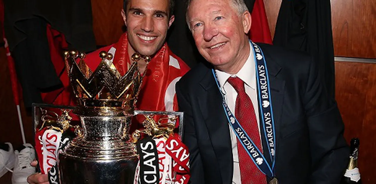 Van Persie: I was so happy in Manchester - it's the perfect place to be - Bóng Đá