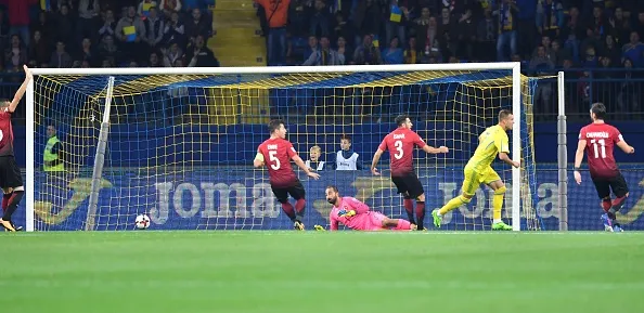 Ukraine 2-0 Thổ Nhĩ Kỳ: Tân binh Dortmund rực sáng - Bóng Đá