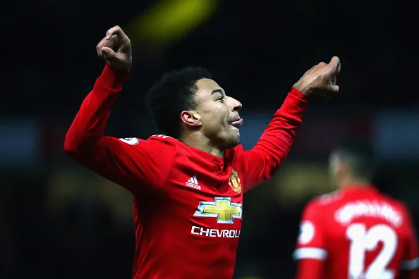 Lingard hóa đại bàng tại Vicarage Road - Bóng Đá