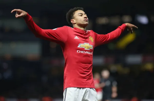 Lingard hóa đại bàng tại Vicarage Road - Bóng Đá