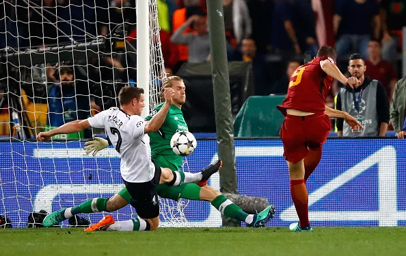 Nã 4 bàn vào lưới Liverpool, Roma vẫn cay đắng chia tay Champions League - Bóng Đá