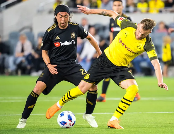 Bị 'bỏ rơi', dàn sao Dortmund lặn lội sang Mỹ chiến Lee Nguyễn  - Bóng Đá