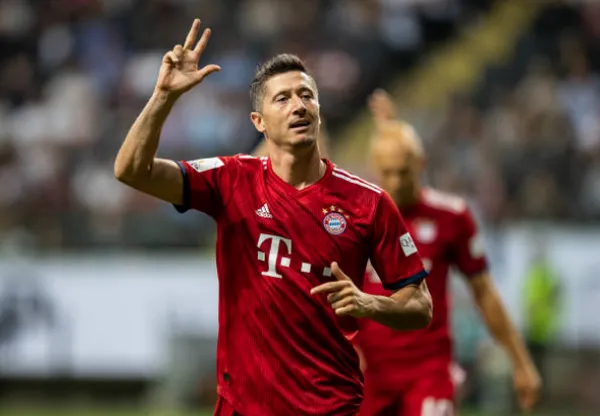 Lewandoski lập hattrick, Kovac tàn nhẫn hủy diệt đội bóng cũ ngày gặp lại - Bóng Đá