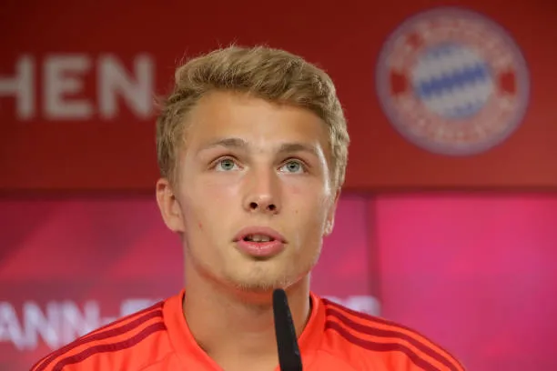 Jan Fiete Arp ra mắt Bayern - Bóng Đá