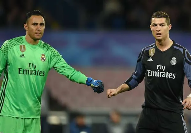 navas: ronaldo có ngu mới đi - Bóng Đá