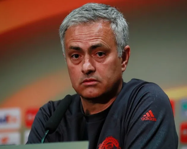 Lộ lý do MU không sa thải Mourinho - Bóng Đá