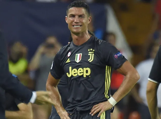 Ronaldo có thể bị phạt đến 3 trận - Bóng Đá