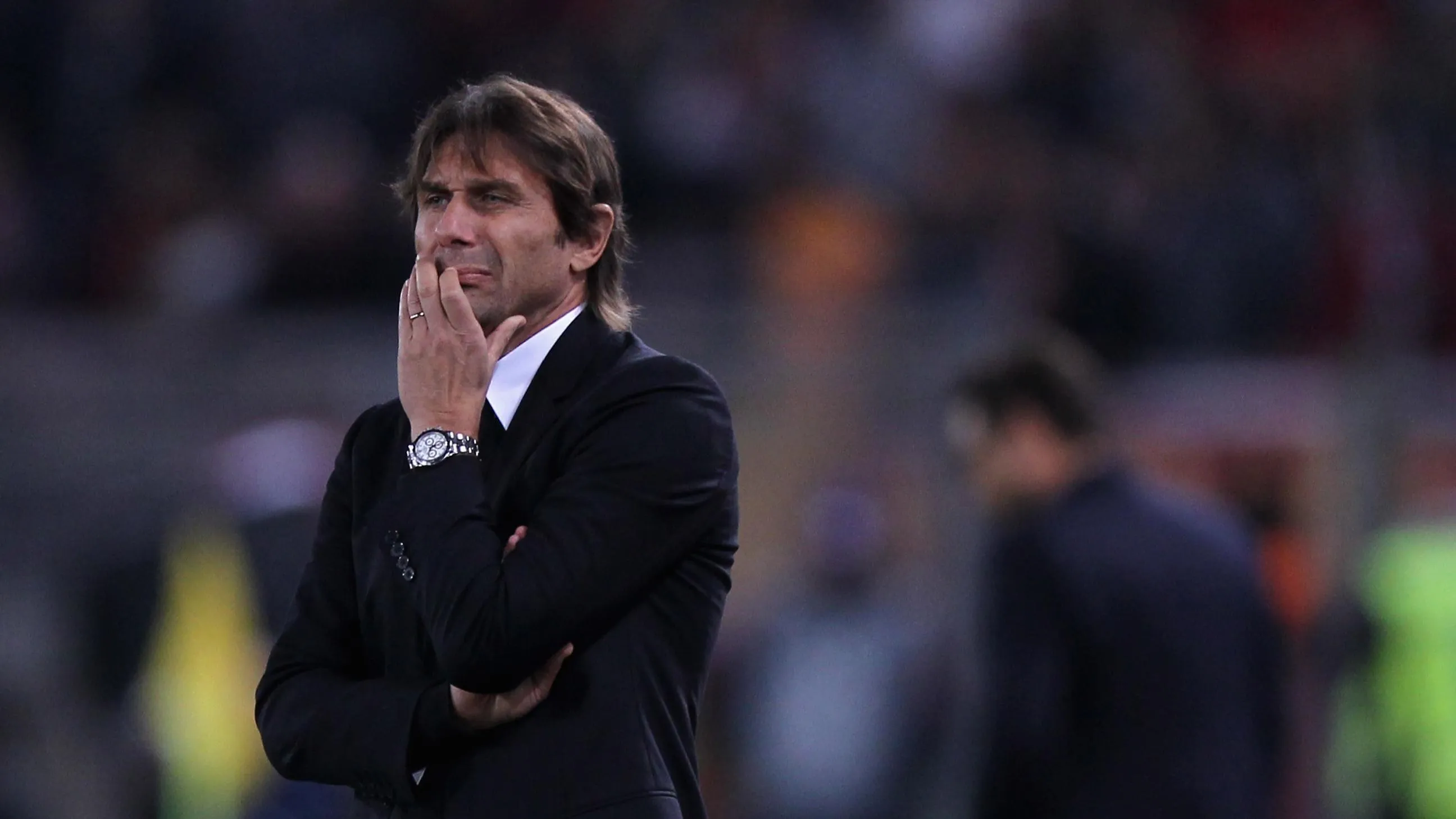 Antonio Conte, hãy quên một điều mà ông ngỡ là mãi mãi... - Bóng Đá