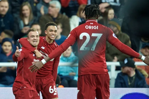 Salah bị loại, Klopp vẫn còn 3 