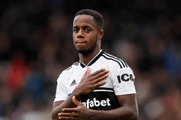 Tottenham đánh bại MU giành Sessegnon - Bóng Đá