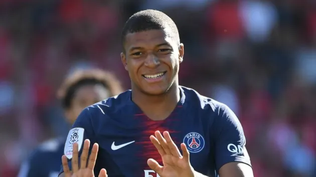 Nhận thoả thuận khủng, Mbappe từ chối Real ở lại PSG - Bóng Đá