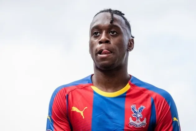 Juventus giật Wan-Bissaka - Bóng Đá