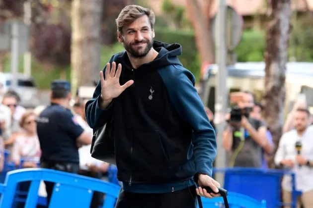 Fernando Llorente is very close to moving to Napoli - Bóng Đá