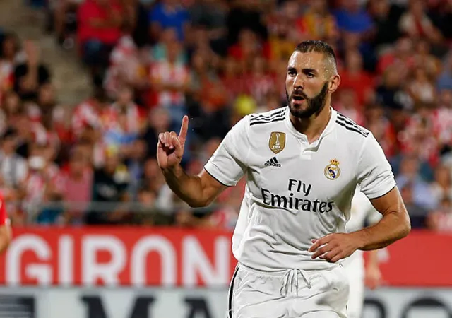 Chelsea, Tottenham Hotspur interested in Real Madrid striker Karim Benzema? - Bóng Đá