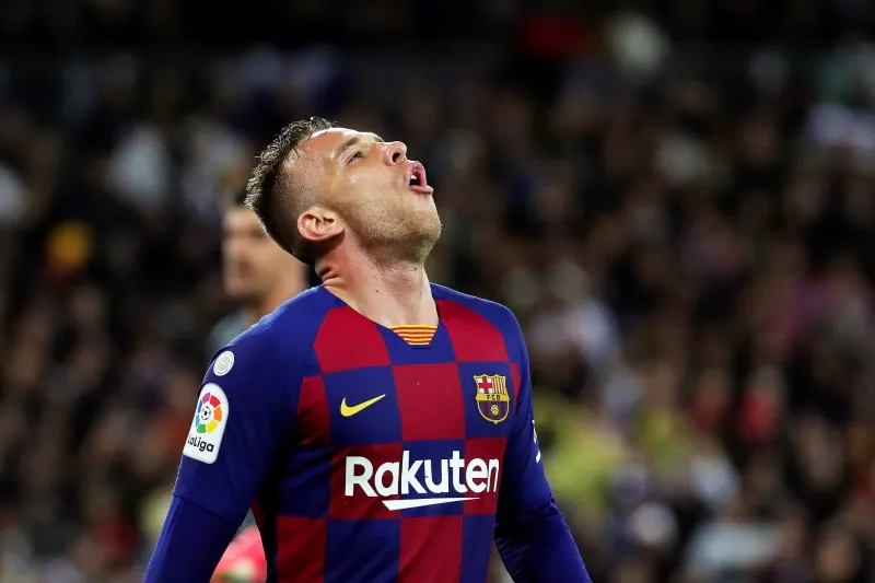 Barcelona chiefs 'give Juventus green light to talk to Arthur' - Bóng Đá