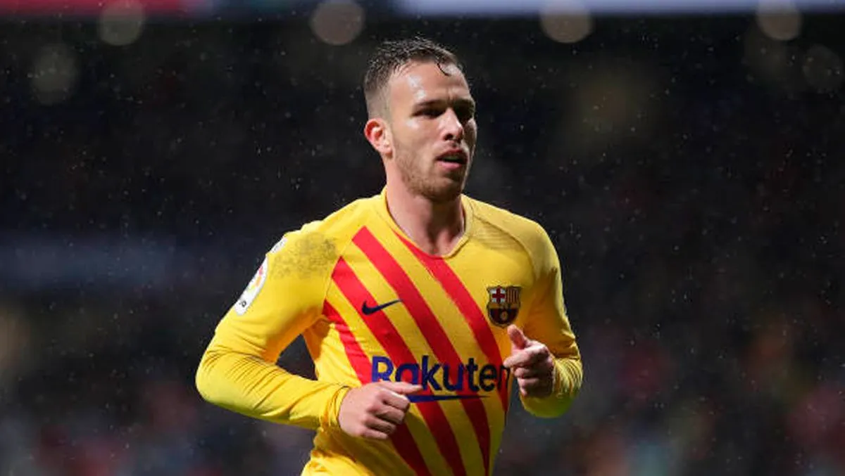 Barcelona chiefs 'give Juventus green light to talk to Arthur' - Bóng Đá