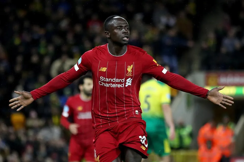 The Express are reporting that Liverpool are set to offer Sadio Mane a contact extension, and increase in salary. - Bóng Đá