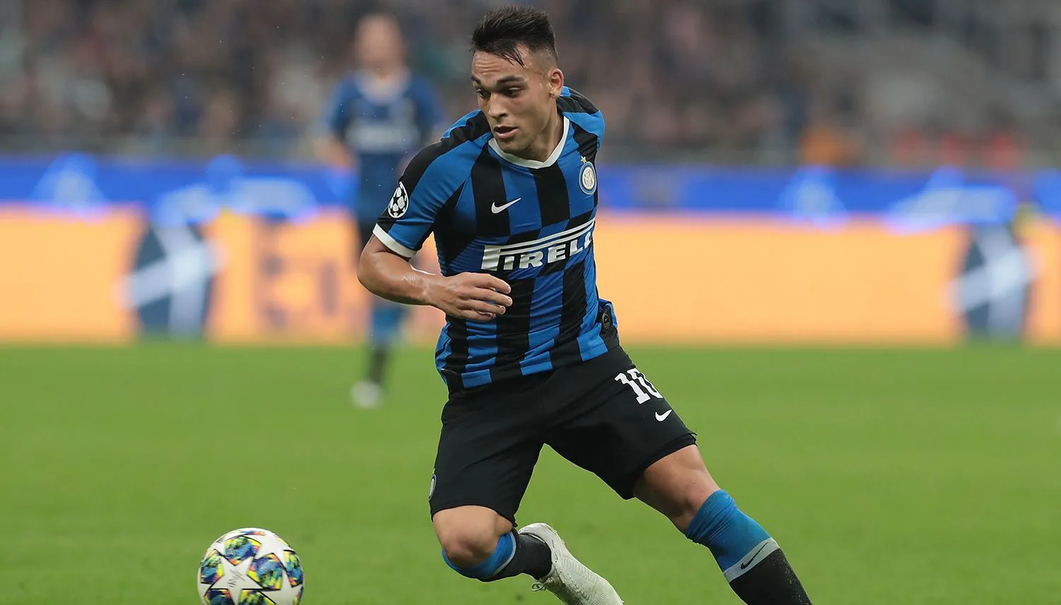 Papers: Barcelona’s Lautaro Martinez formula - Bóng Đá