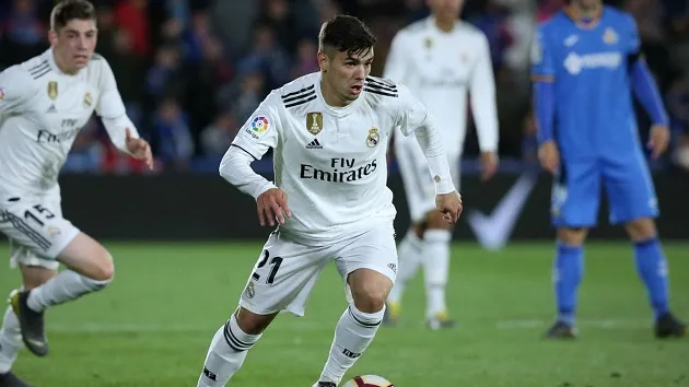 Early experiments from Zidane? Brahim and Vazquez take on new roles during inter-squad game - Bóng Đá