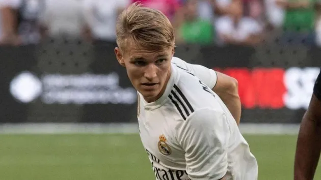 Odegaard's commitment to Zidane that Real Madrid will win again in Europe - Bóng Đá