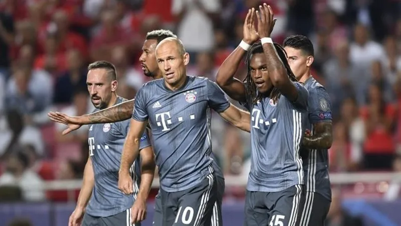 Bayern Munich ra quân thắng lợi, HLV Kovac khen ngợi đặc biệt cái tên này - Bóng Đá