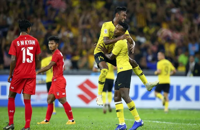 Vào bán kết cùng tuyển Việt Nam, CĐV Malaysia trêu chọc Myanmar - Bóng Đá