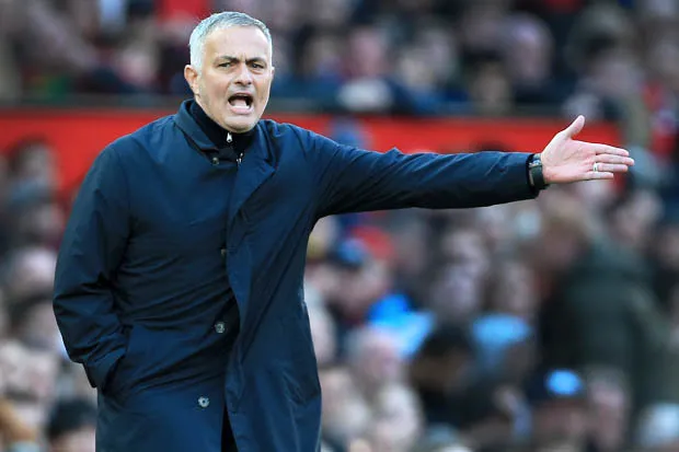 Trò cũ phát biểu sốc về thói đổ lỗi của Mourinho Schwarzer - Bóng Đá