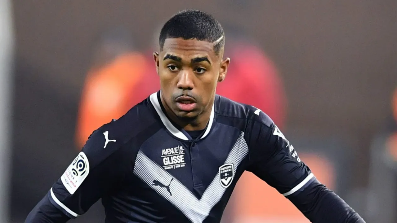 Nên là Dembele, Rafinha hay Malcom cho El Classico - Bóng Đá