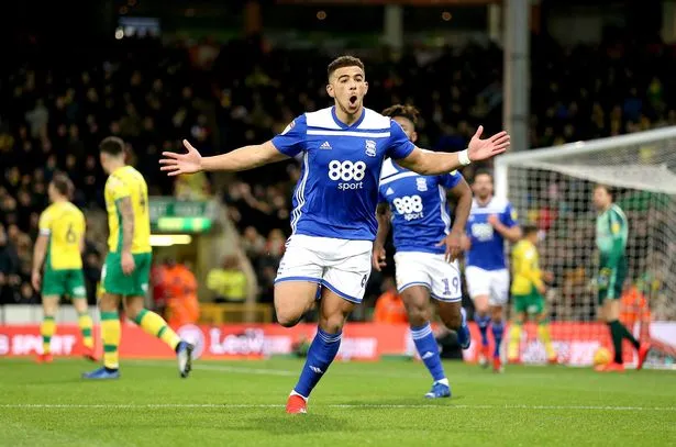 Manchester United and Arsenal join transfer race for Che Adams - Bóng Đá