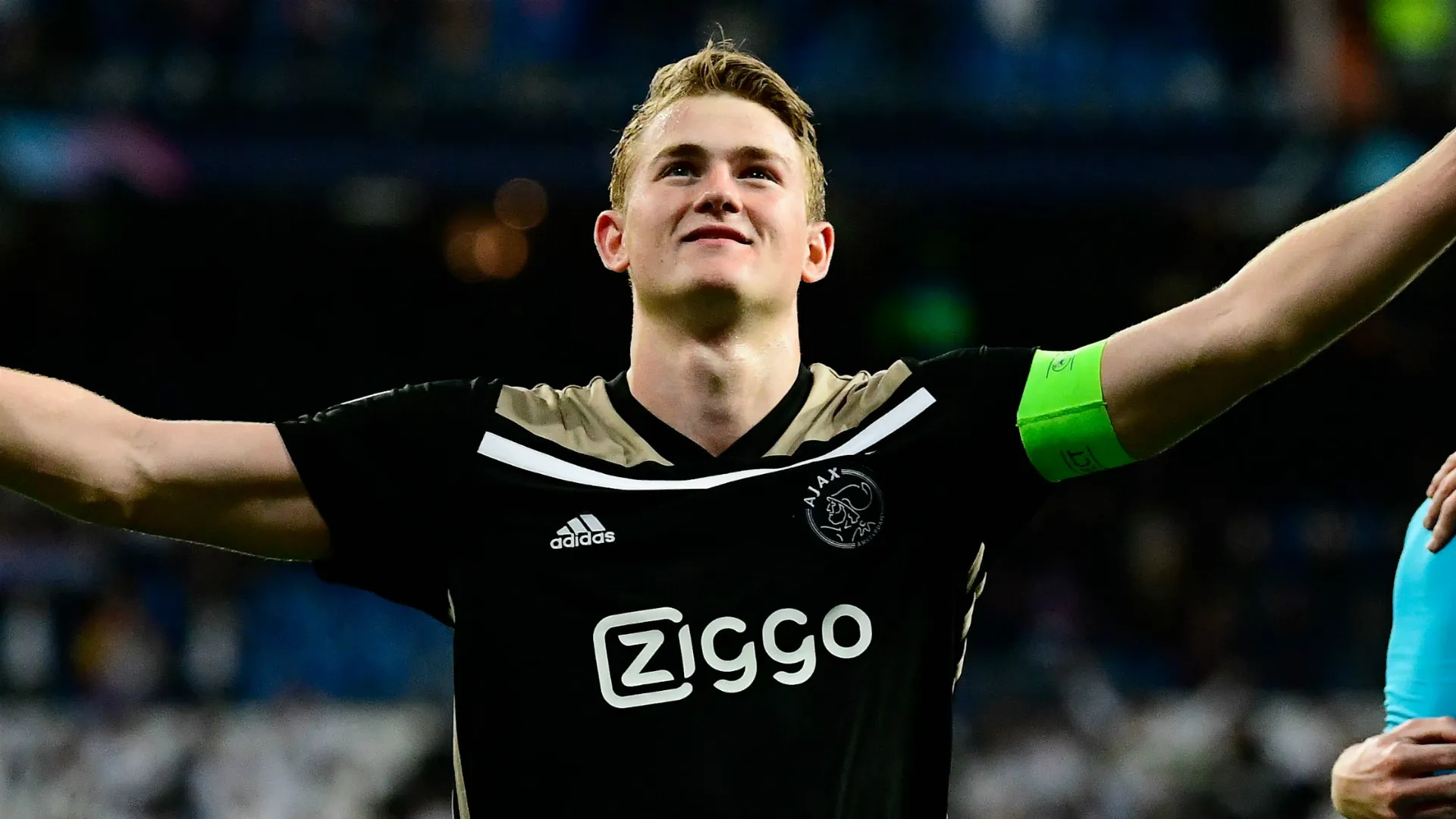 Liverpool beaten by Barcelona in Matthijs de Ligt race - this is why he's snubbed contract - Bóng Đá