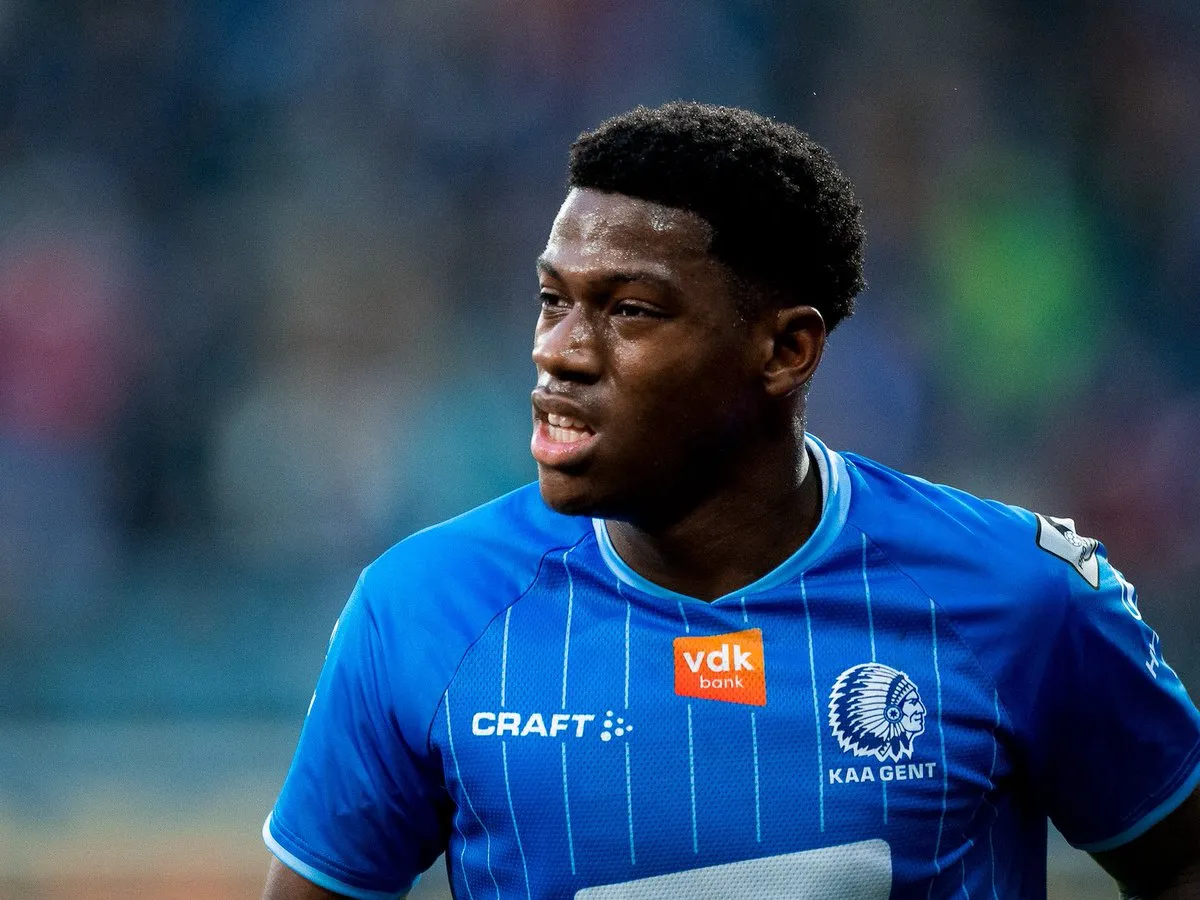 Arsenal, Everton and Leicester are among seven clubs tracking Gent starlet Jonathan David - Bóng Đá
