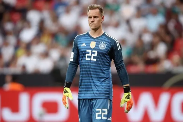 SỐC: Huyền thoại Oliver Kahn tuyên bố loại Neuer - Bóng Đá