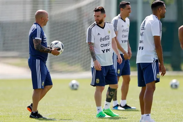 Messi đá số 9 ảo, Sampaoli sẵn sàng gây bất ngờ cho ĐT Pháp - Bóng Đá