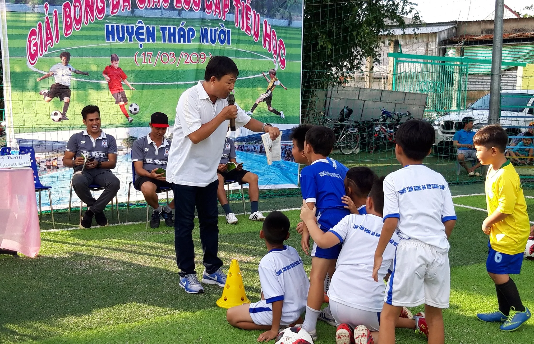 Cựu tuyển thủ Thanh Bình trải lòng về kỹ năng phát triển cầu thủ nhí - Bóng Đá