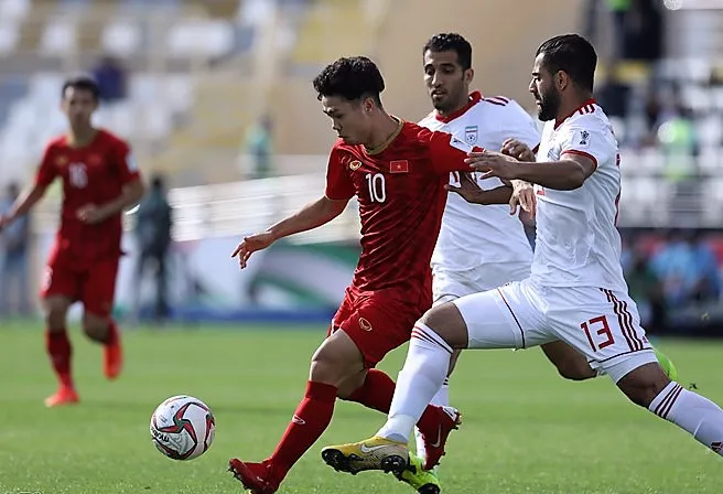 Việt Nam 0-2 Iran: Không có bất ngờ cho Công Phượng, Quang Hải - Bóng Đá