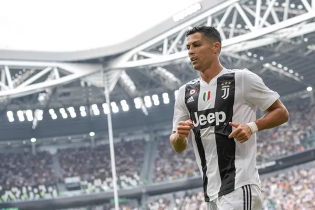 Cristiano Ronaldo: Sự đặc biệt đến từ tuổi tác - Bóng Đá